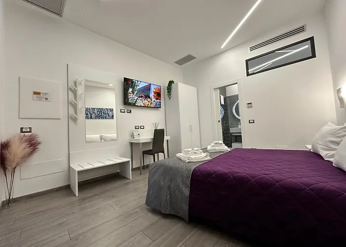 San Saba Street Apartment 48